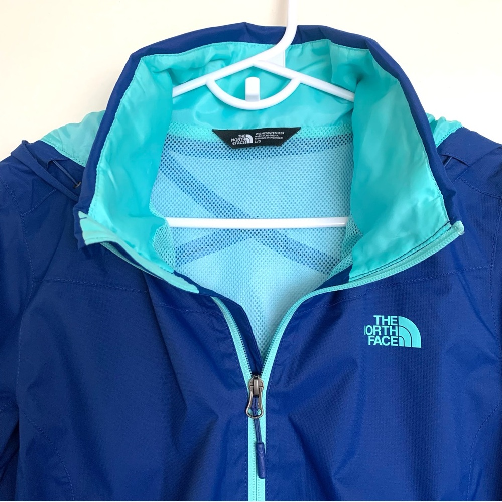 The North Face Women’s Jacket - Picture 2 of 16